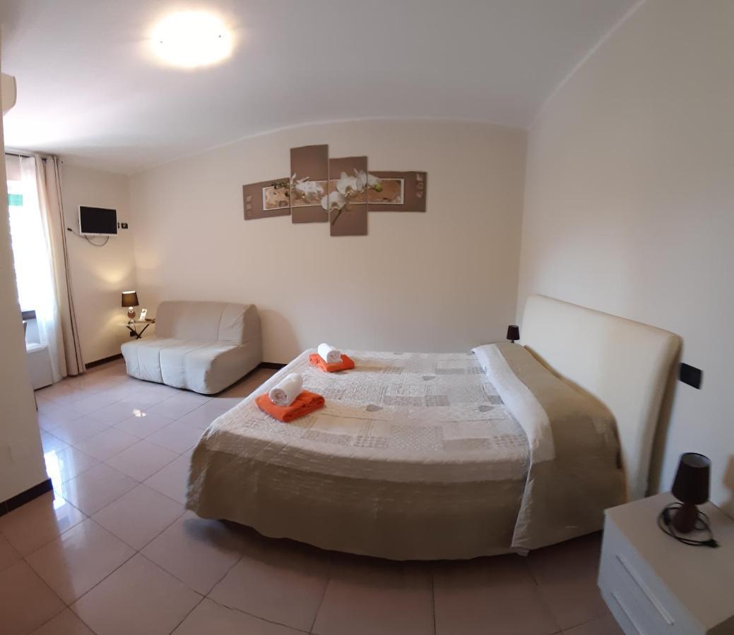 Villa Leilani B&B Sale Marasino Exterior foto