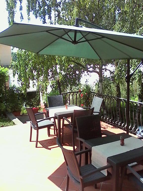 Villa Leilani B&B Sale Marasino Exterior foto